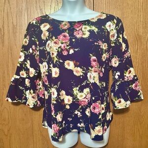 Green Envelope Flounce Sleeve Boatneck Floral Top